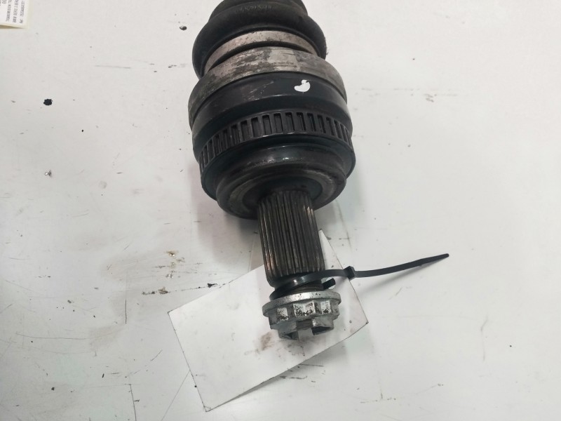 Recambio de transmision trasera derecha para bmw serie 3 berlina (e90) 320d referencia OEM IAM 7533446A101  