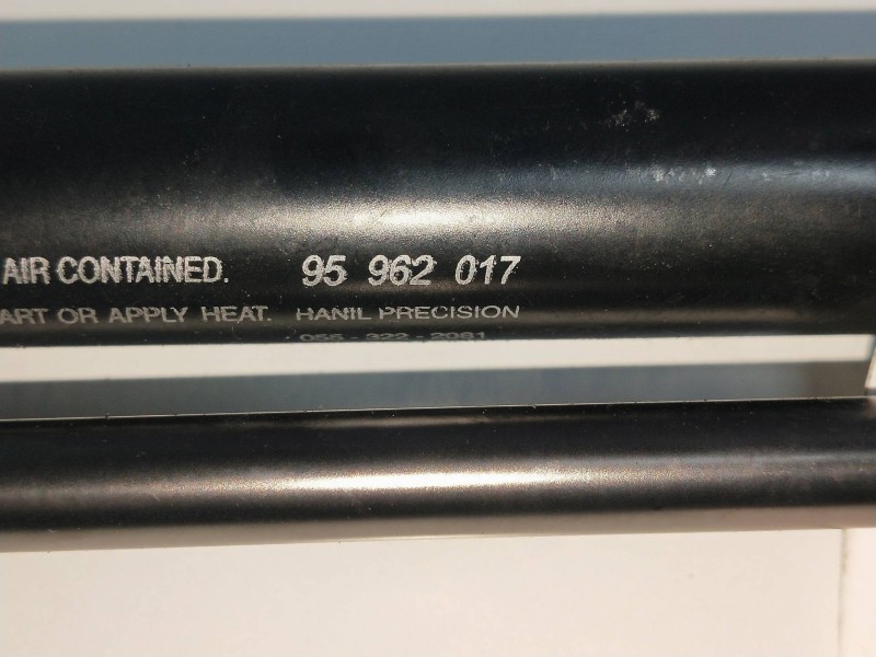 Recambio de amortiguadores maletero / porton para chevrolet spark 1.0 cat referencia OEM IAM 95962017  