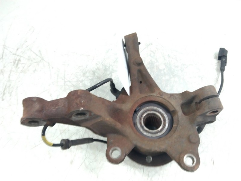 Recambio de mangueta delantera derecha para dacia sandero stepway referencia OEM IAM   