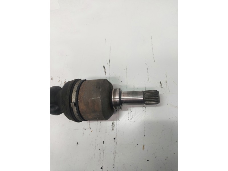 Recambio de transmision delantera izquierda para citroen xsara berlina 1.4 hdi referencia OEM IAM 9623687180  