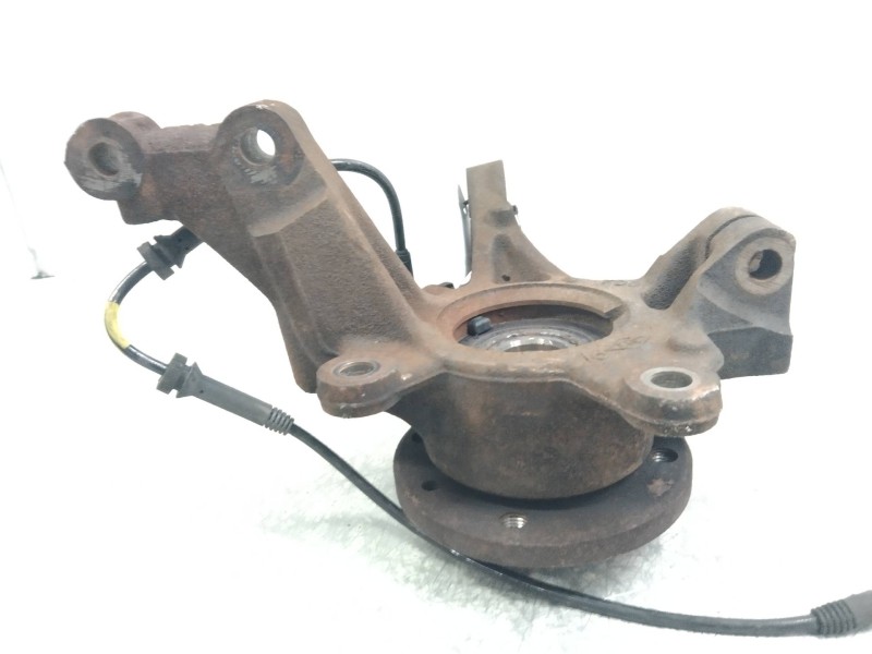 Recambio de mangueta delantera derecha para dacia sandero stepway referencia OEM IAM   