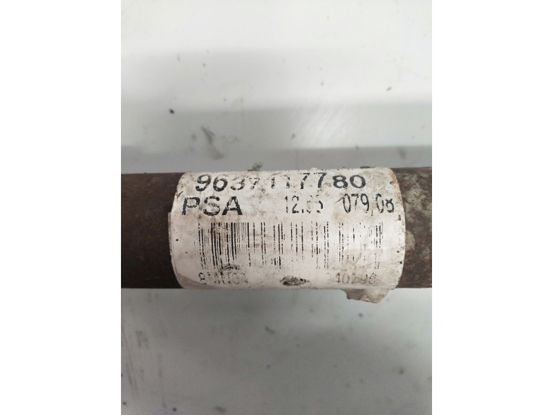 Recambio de transmision delantera izquierda para citroen c4 grand picasso sx referencia OEM IAM 9637117780  