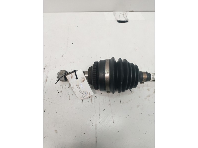 Recambio de transmision delantera izquierda para chevrolet lacetti 2.0 diesel cat referencia OEM IAM M8  