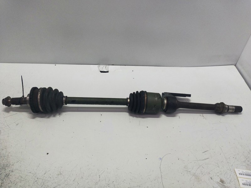 Recambio de transmision delantera derecha para kia carnival ii 2.5 v6 ex referencia OEM IAM   