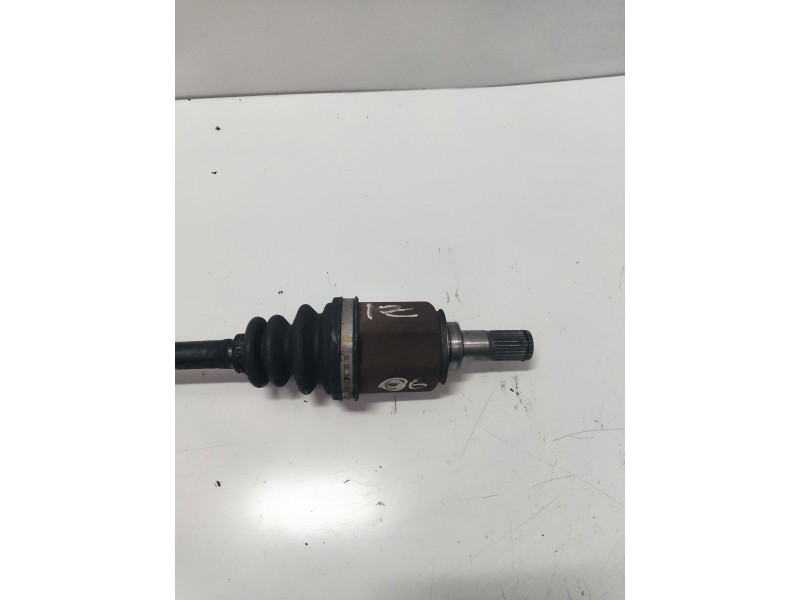 Recambio de transmision delantera izquierda para kia cee´d active referencia OEM IAM GLH   Recambio de transmision delantera izquierda para kia cee´d active referencia OEM IAM GLH