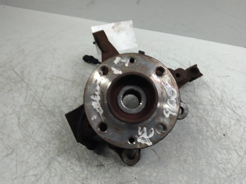 Recambio de mangueta delantera derecha para dacia sandero 0.9 tce cat referencia OEM IAM   