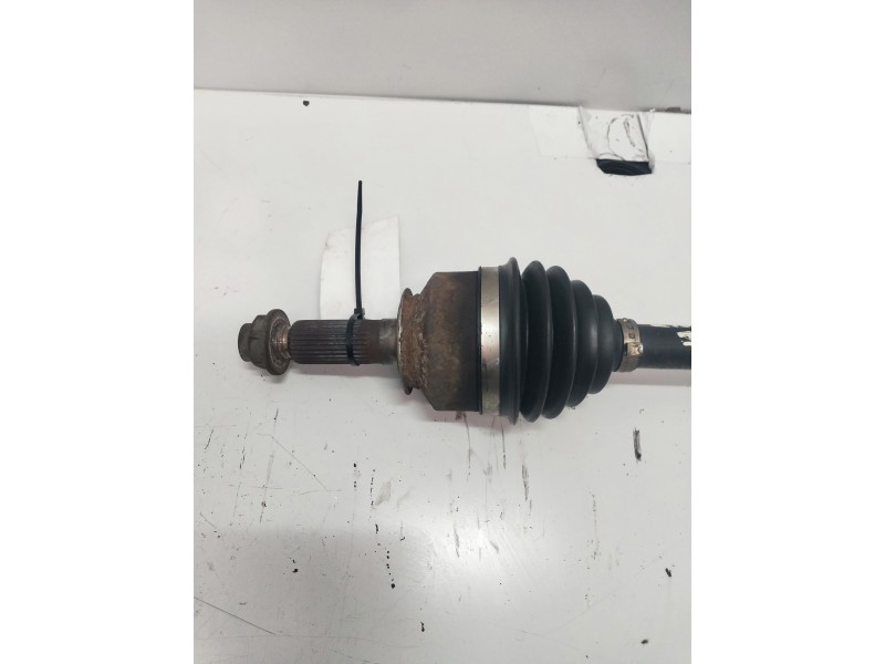 Recambio de transmision delantera izquierda para kia sorento 2.5 crdi cat referencia OEM IAM   