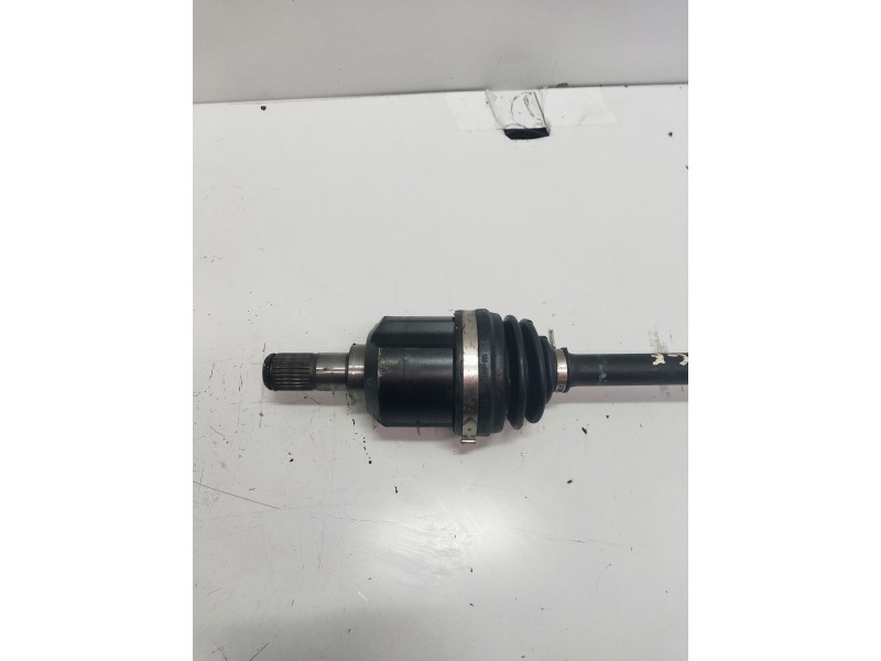 Recambio de transmision delantera izquierda para kia sportage lx referencia OEM IAM   