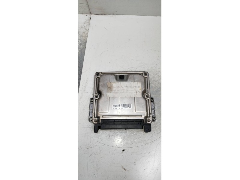 Recambio de centralita motor uce para peugeot 406 berlina (s1/s2) srdt referencia OEM IAM 0281010381 9641607680 