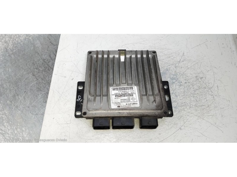 Recambio de centralita motor uce para renault megane ii berlina 3p luxe dynamique referencia OEM IAM R0410B024D 8200334419 82004