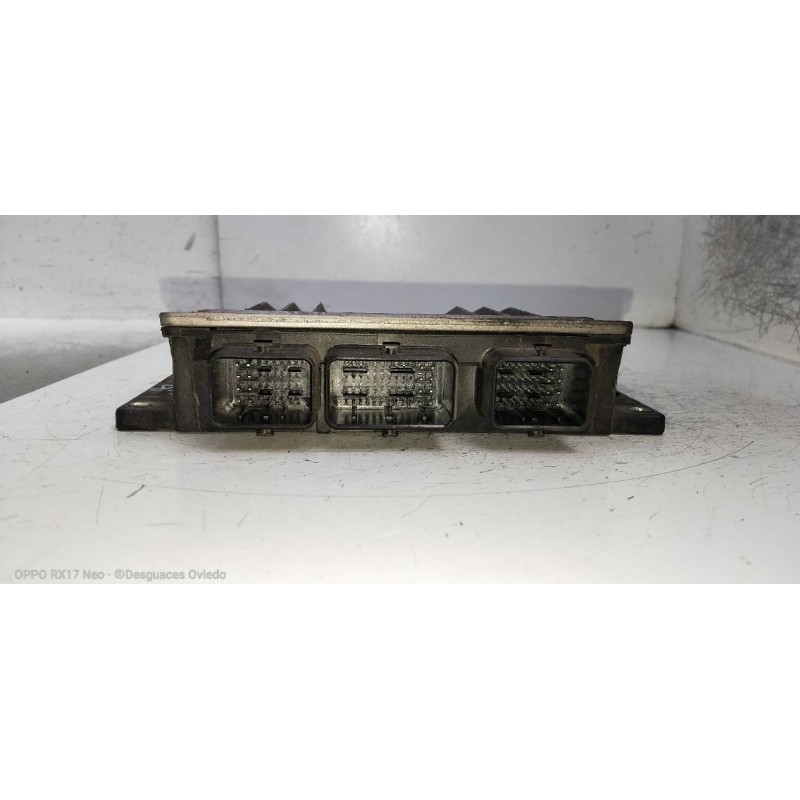 Recambio de centralita motor uce para renault megane ii berlina 3p luxe dynamique referencia OEM IAM R0410B024D 8200334419 82004