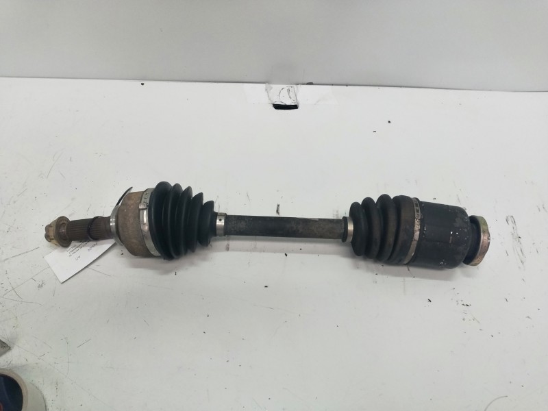 Recambio de transmision delantera izquierda para kia sorento 2.5 crdi ex referencia OEM IAM   