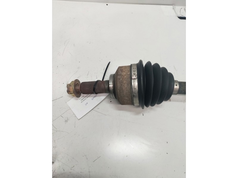 Recambio de transmision delantera izquierda para kia sorento 2.5 crdi ex referencia OEM IAM   