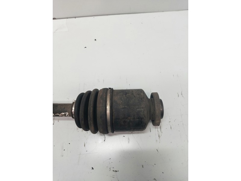 Recambio de transmision delantera izquierda para kia sorento 2.5 crdi vgt ex1 referencia OEM IAM   