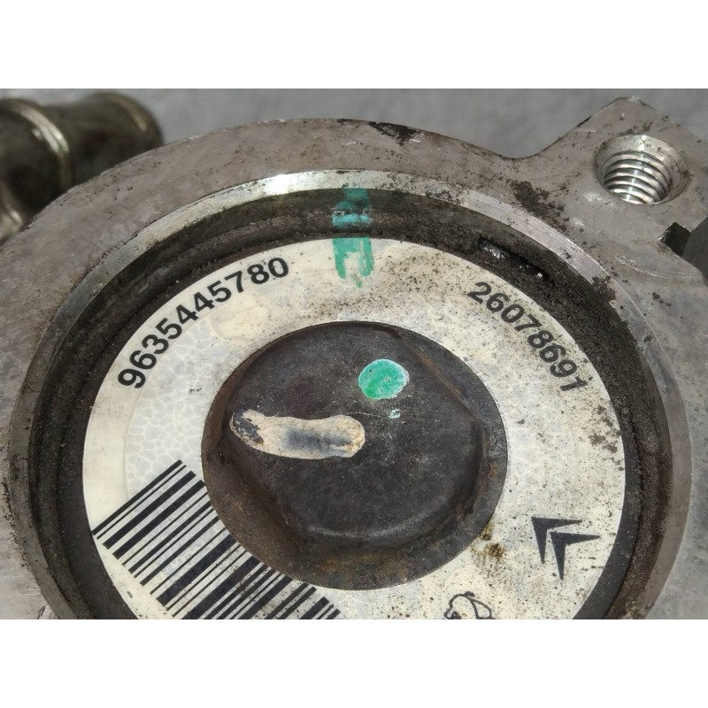 Recambio de bomba direccion para citroen xsara berlina 2.0 hdi sx (66kw) referencia OEM IAM 9635445780 26078691 