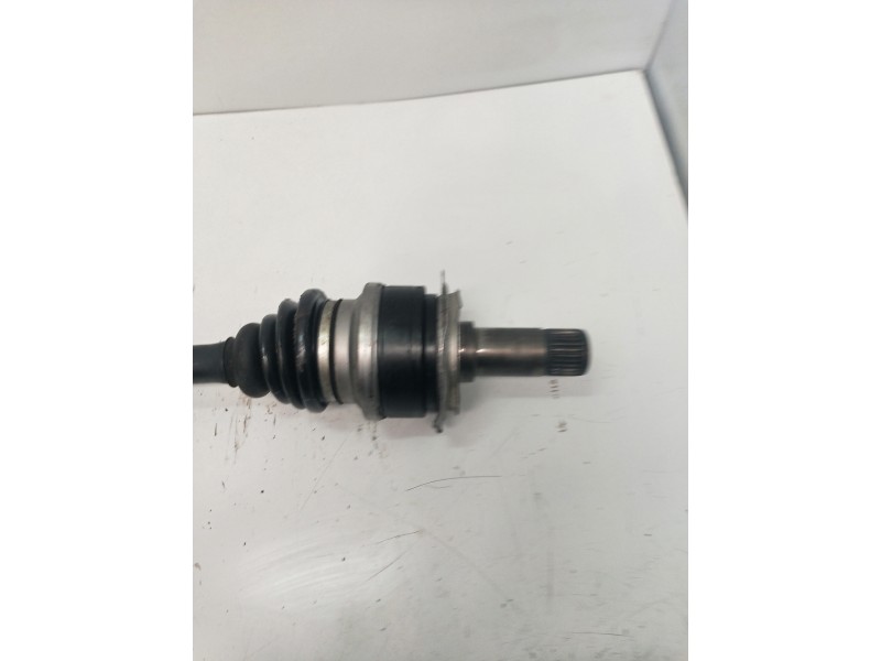 Recambio de transmision trasera izquierda para mercedes vito caja cerrada 6.03  109 cdi compacto (639.601) referencia OEM IAM   