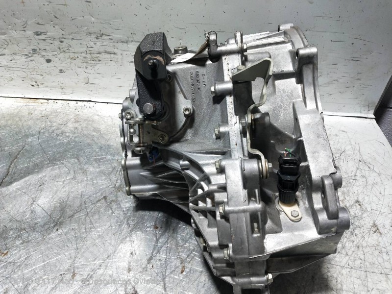 Recambio de caja cambios para chevrolet nubira wagon 2.0 diesel cat referencia OEM IAM BF02H189 BW3261 