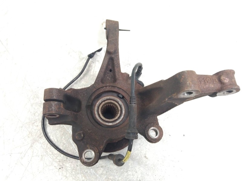 Recambio de mangueta delantera izquierda para dacia sandero 0.9 tce cat referencia OEM IAM   