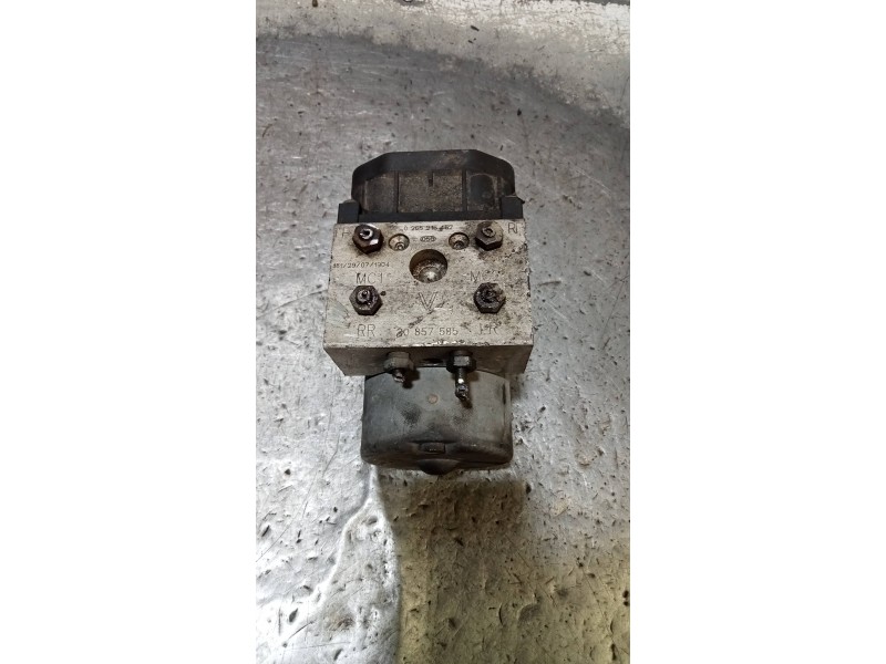 Recambio de abs para volvo s40 berlina 2.0 16v referencia OEM IAM 0265216462  BOSCH