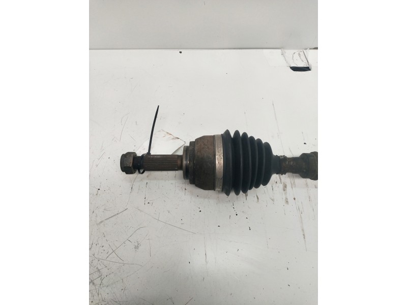 Recambio de transmision delantera derecha para mitsubishi carisma berlina 4 (da0) 1.9 turbodiesel referencia OEM IAM   