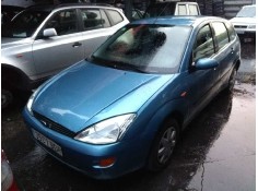 ford focus berlina (cak) del año 2001