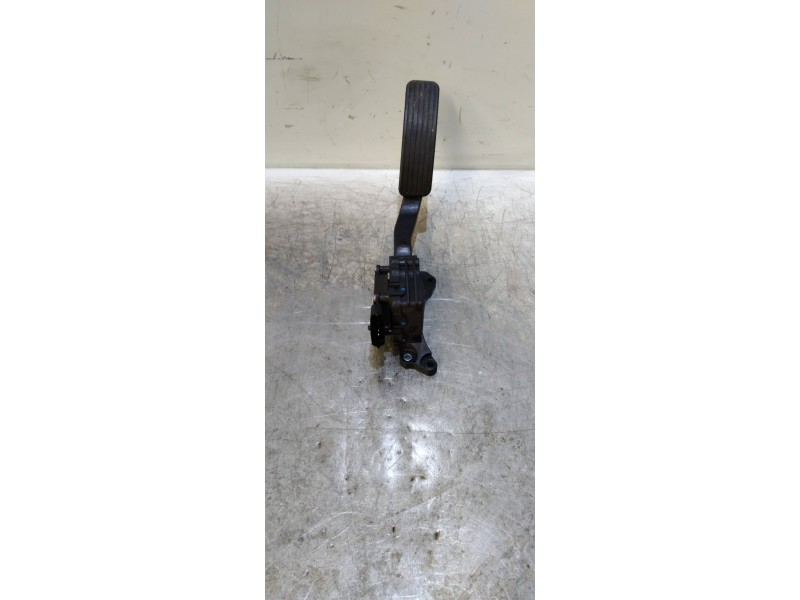 Recambio de potenciometro pedal para ssangyong actyon 200 xdi referencia OEM IAM K2055009100  