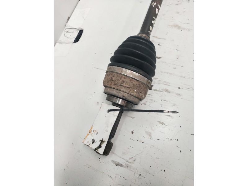 Recambio de transmision delantera izquierda para mitsubishi montero pinin (h60/h70) 1.8 cat referencia OEM IAM   