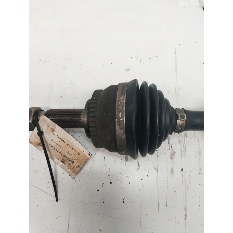 Recambio de transmision delantera derecha para mitsubishi carisma berlina 4 (da0) 1.9 di-d cat referencia OEM IAM MR9121136  
