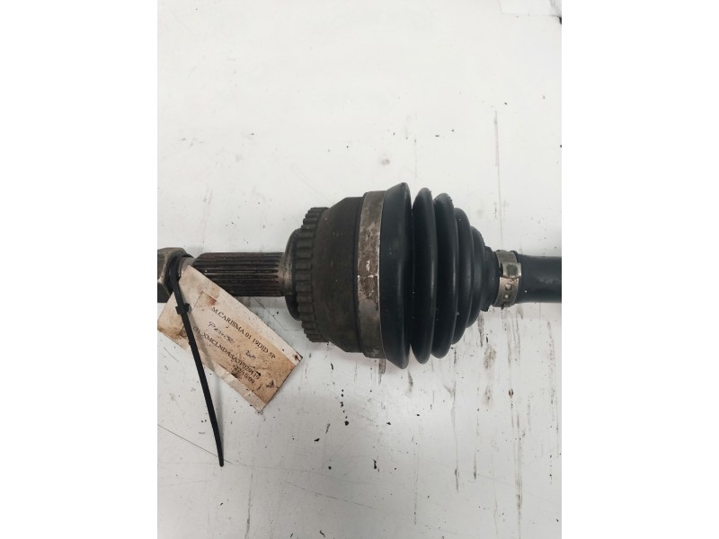 Recambio de transmision delantera derecha para mitsubishi carisma berlina 4 (da0) 1.9 di-d cat referencia OEM IAM MR9121136  