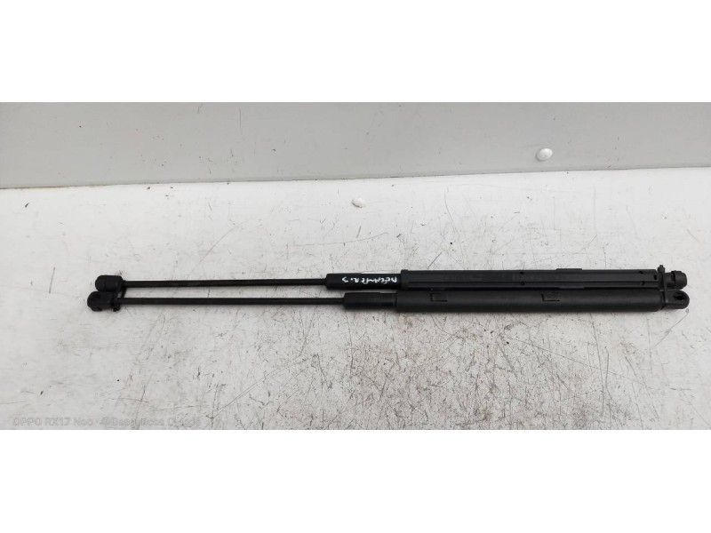 Recambio de amortiguadores capo para mercedes clase glk (w204) glk glk 220 cdi be (204.902) referencia OEM IAM A2049801064  