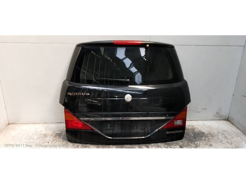 Recambio de porton trasero para ssangyong rodius xdi trend referencia OEM IAM   