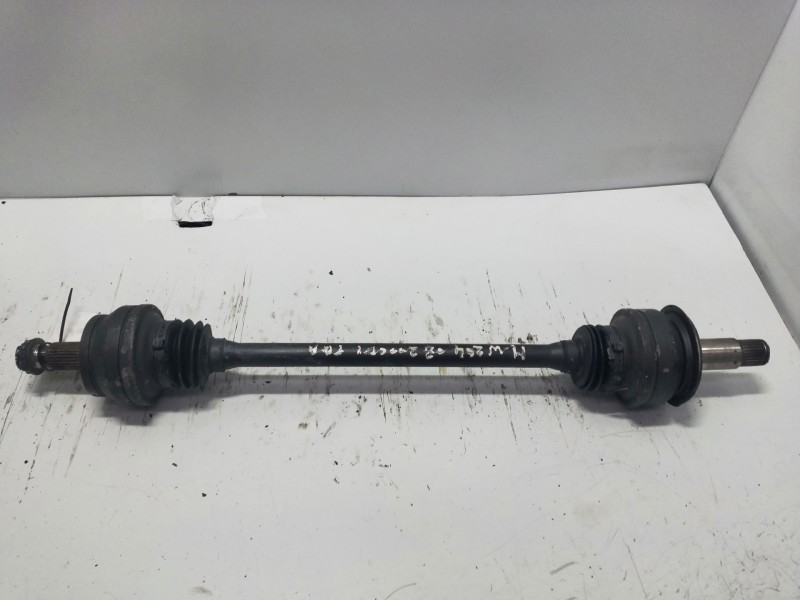 Recambio de transmision trasera izquierda para mercedes clase c (w204) berlina c 200 cdi blueefficiency (204.001) referencia OEM