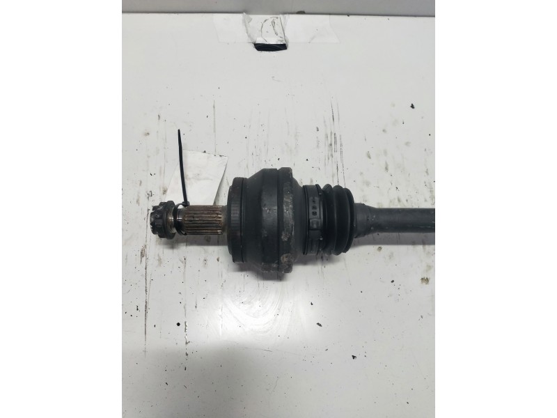 Recambio de transmision trasera izquierda para mercedes clase c (w204) berlina c 200 cdi blueefficiency (204.001) referencia OEM