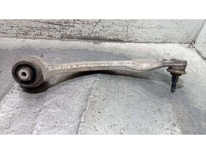 Recambio de brazo suspension inferior delantero izquierdo para audi a6 berlina (4b2) 2.5 tdi referencia OEM IAM   