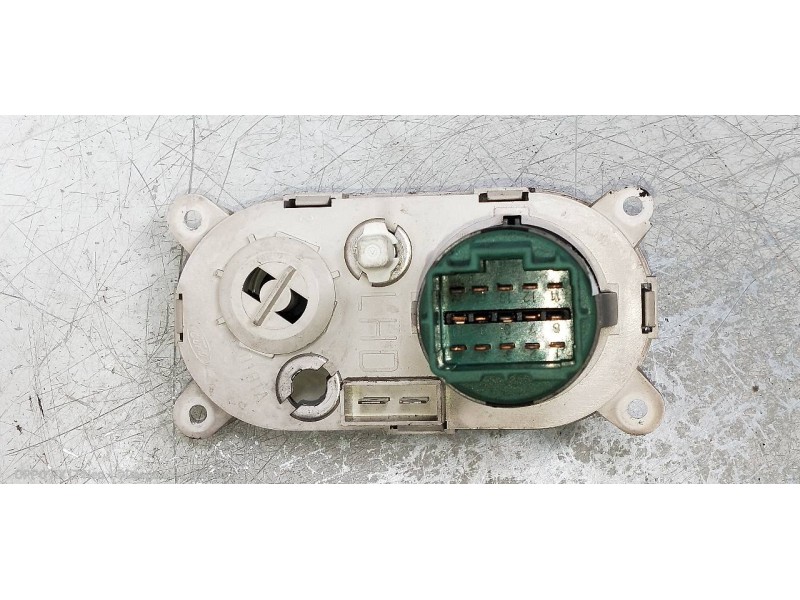 Recambio de mando luces para ford mondeo berlina/familiar (fd) clx berlina referencia OEM IAM 95BB13K196EA  