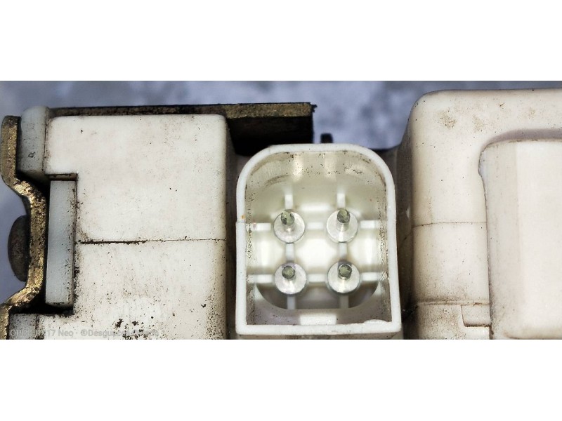 Recambio de motor cierre centralizado delantero izquierdo para ford mondeo berlina/familiar (fd) clx berlina referencia OEM IAM 