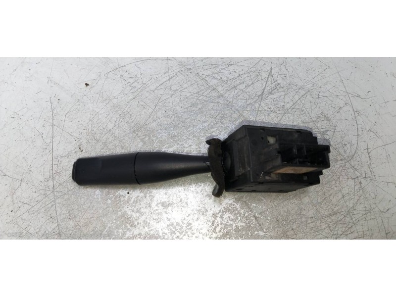Recambio de mando limpia para peugeot expert kombi confort acristaldo (5 asientos) referencia OEM IAM 96049596ZL  