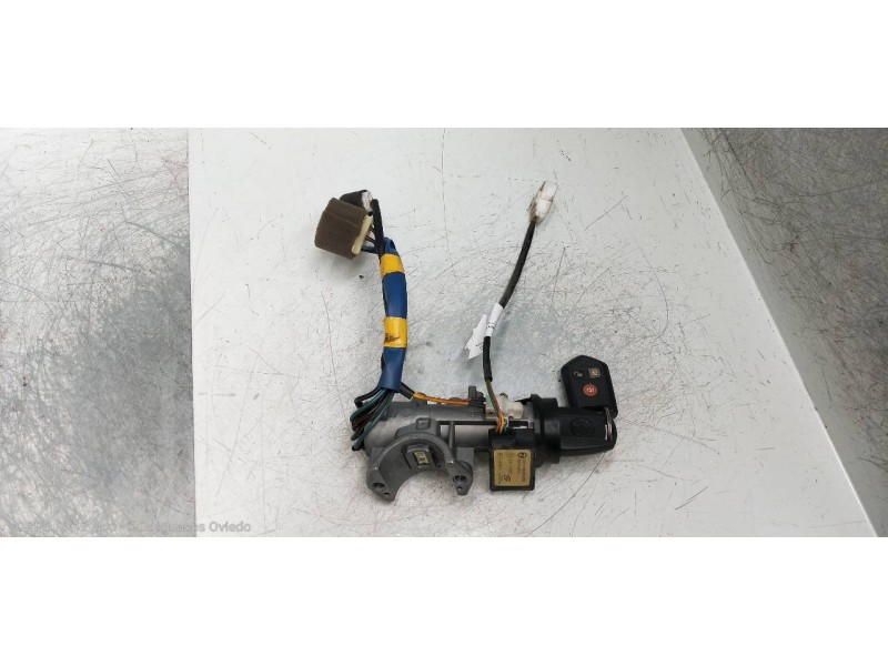 Recambio de conmutador de arranque para ssangyong rodius xdi trend referencia OEM IAM 8697008110  