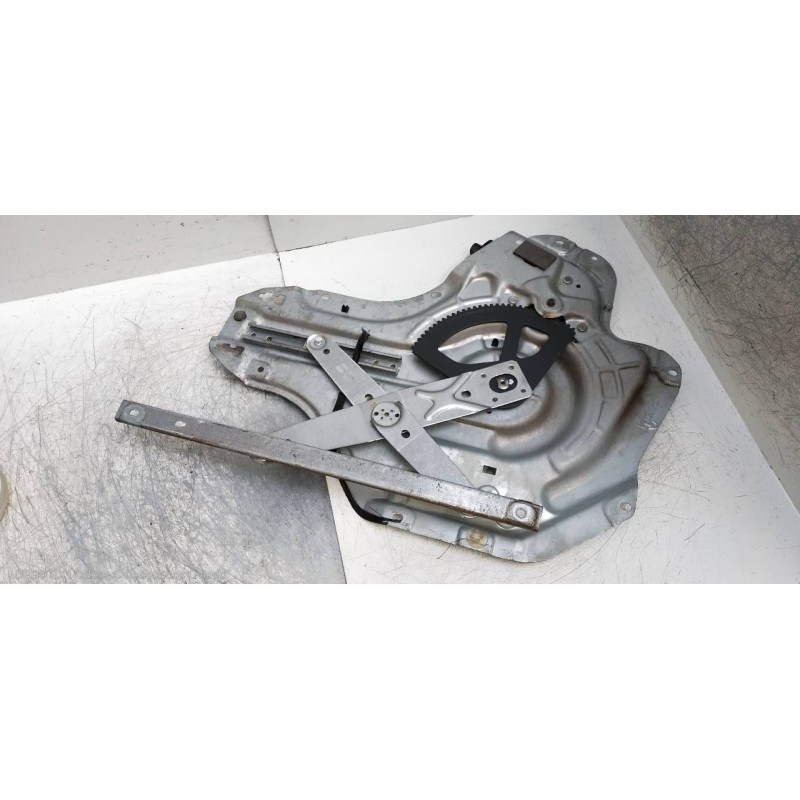 Recambio de elevalunas trasero izquierdo para hyundai elantra (xd) 2.0 crdi comfort (4-ptas.) referencia OEM IAM   4P