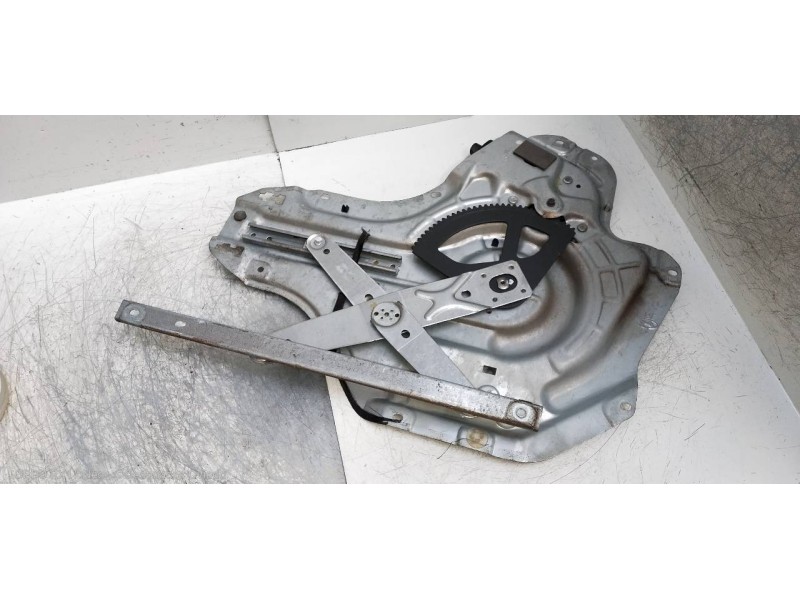 Recambio de elevalunas trasero izquierdo para hyundai elantra (xd) 2.0 crdi comfort (4-ptas.) referencia OEM IAM   4P