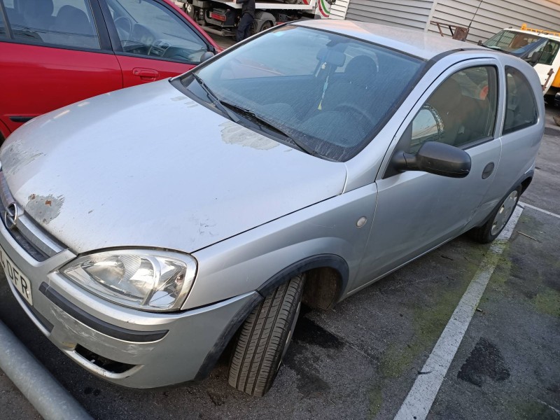 opel corsa c del año 2005