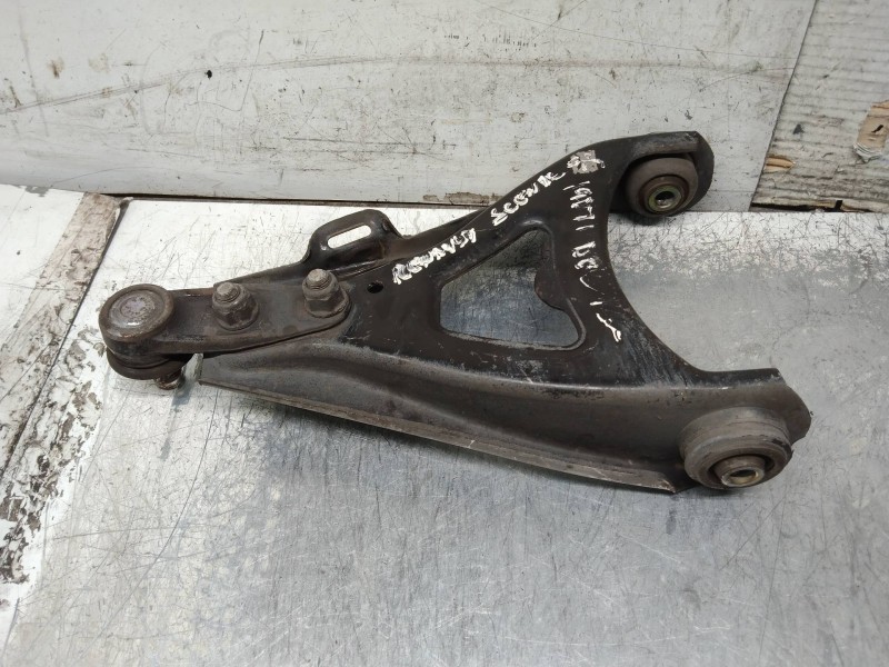 Recambio de brazo suspension inferior delantero izquierdo para renault scenic (ja..) 1.9 dci authentique referencia OEM IAM   
