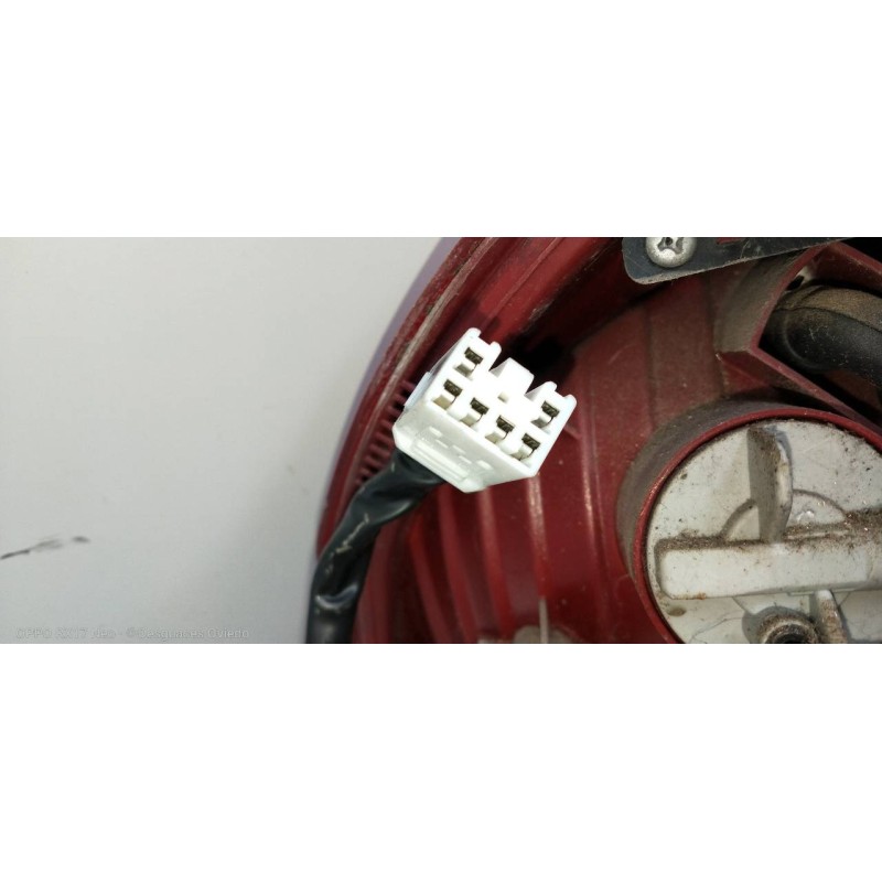 Recambio de piloto trasero derecho para hyundai elantra (xd) 2.0 crdi comfort (4-ptas.) referencia OEM IAM   