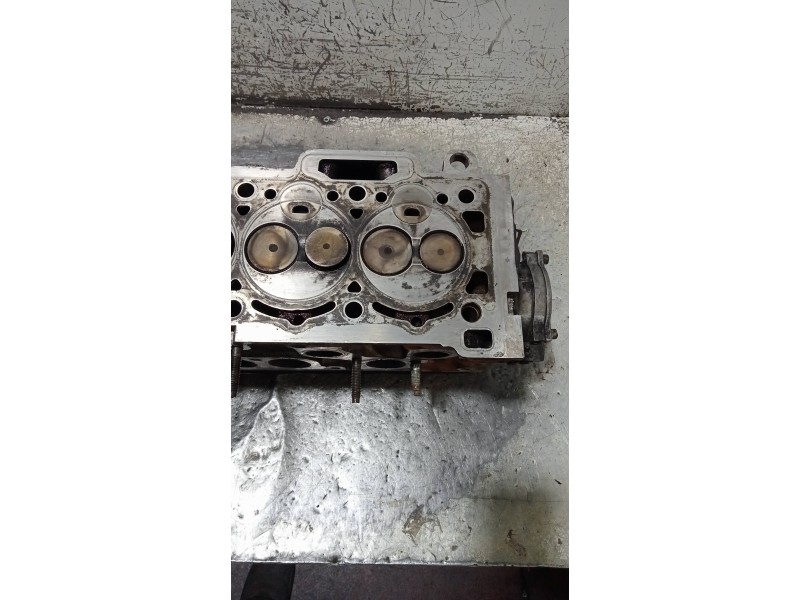 Recambio de culata para peugeot 106 (s1) kid referencia OEM IAM VJZ  