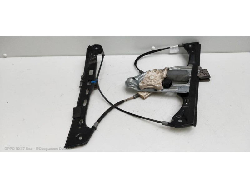 Recambio de elevalunas delantero derecho para mercedes clase c (w203) berlina 220 cdi (la) (203.008) referencia OEM IAM A2118201