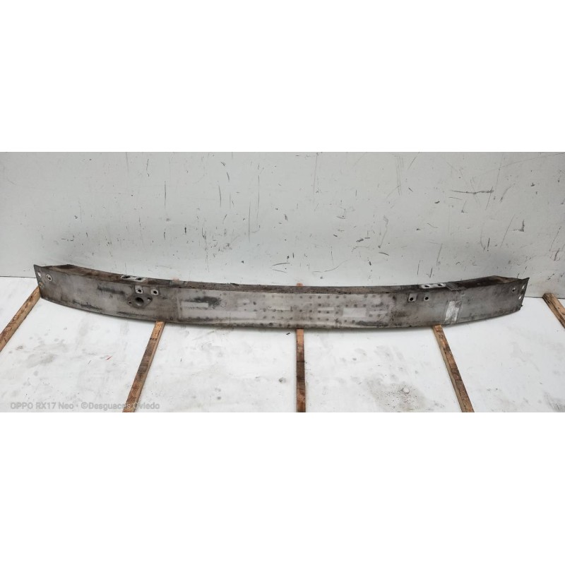 Recambio de refuerzo paragolpes delantero para mercedes clase c (w203) berlina 220 cdi (la) (203.008) referencia OEM IAM   