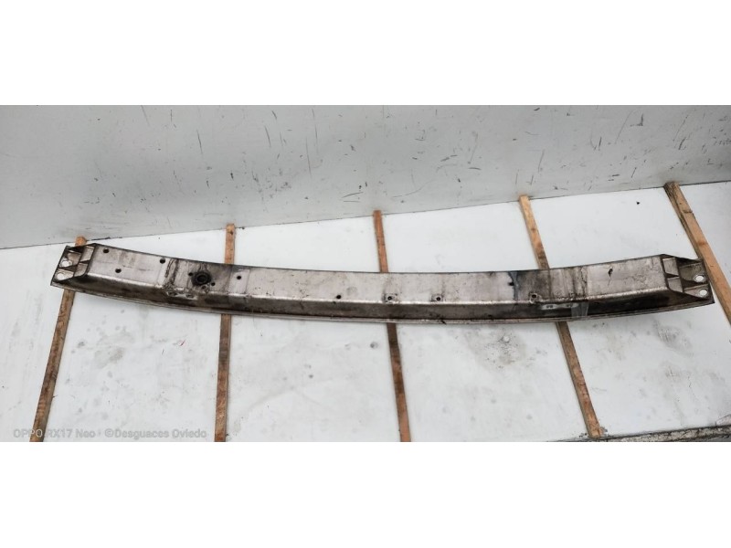 Recambio de refuerzo paragolpes delantero para mercedes clase c (w203) berlina 220 cdi (la) (203.008) referencia OEM IAM   