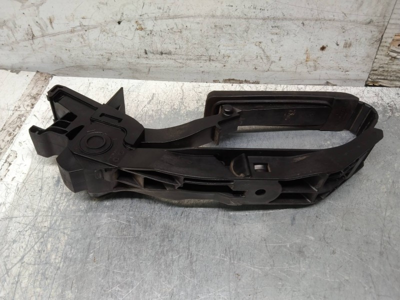 Recambio de potenciometro pedal para mercedes clase c (w203) berlina 220 cdi (la) (203.008) referencia OEM IAM A2113000404  