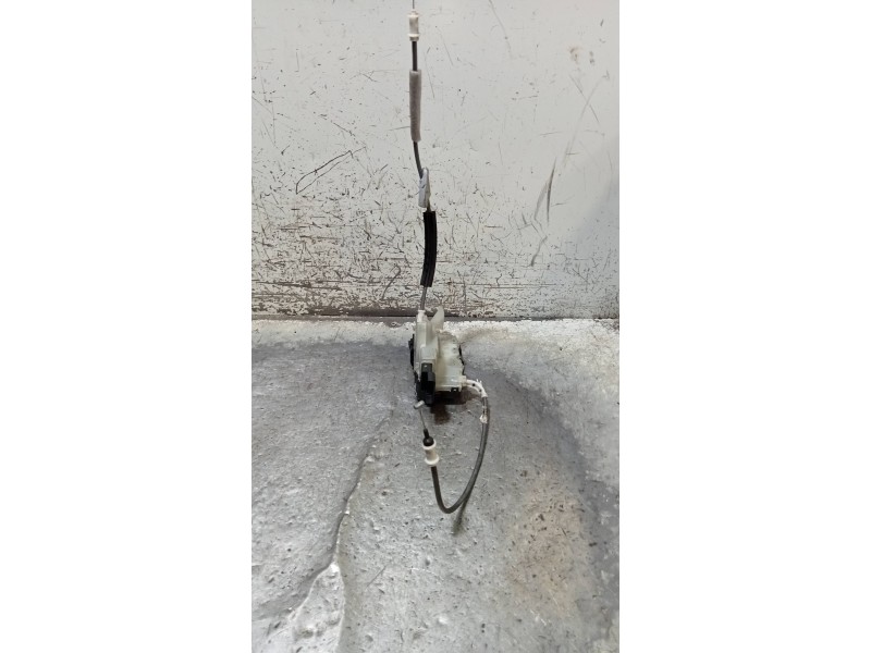 Recambio de motor cierre centralizado delantero izquierdo para opel mokka referencia OEM IAM 305596 9830559680 