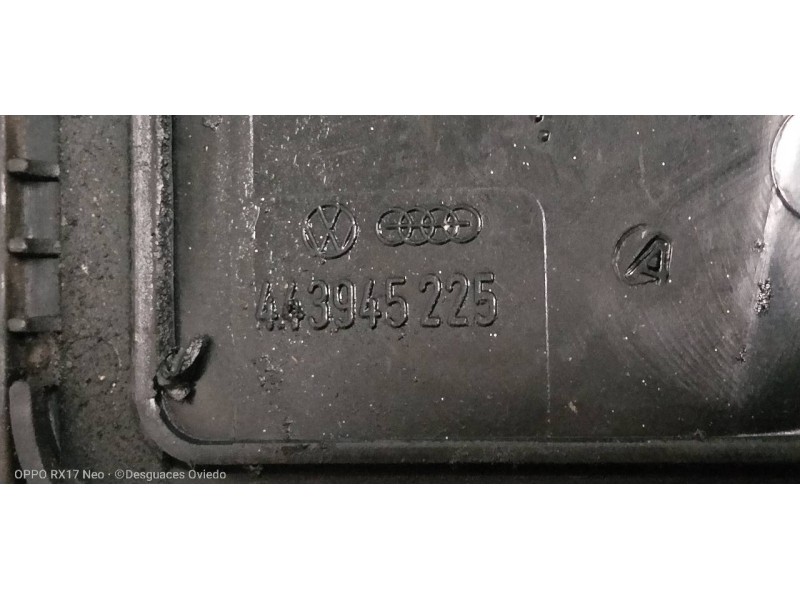 Recambio de piloto trasero izquierdo interior para audi 100 berlina (443) referencia OEM IAM 443945225  